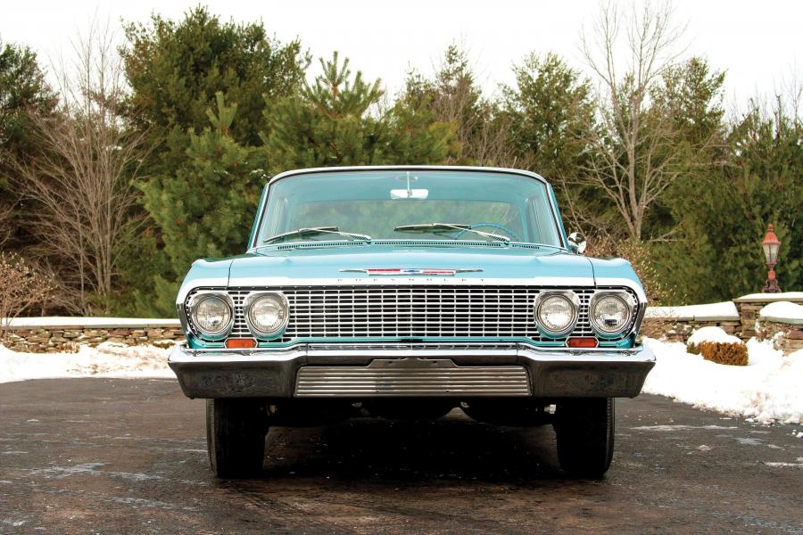  Chevrolet Biscayne 2-Door Sedan 1963 года  (фото 3 из 8)
